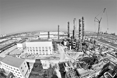 煤化工行業(yè)繁榮下的隱憂 初級(jí)產(chǎn)品產(chǎn)能過剩與風(fēng)險(xiǎn)潛伏